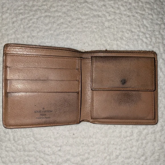 Louis Vuitton Monogram Marco Bifold Wallet - Picture 5 of 12